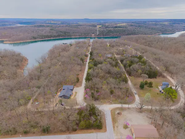 000 Tomahawk Hills Lots #Lots 1-16 Blk 12, Shell Knob, MO 65747