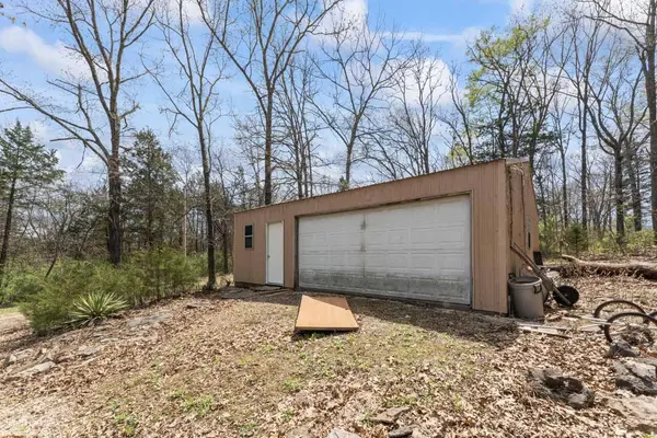 175 Ivey ST, Shell Knob, MO 65747
