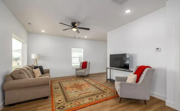 937 N Blake AVE, Republic, MO 65738