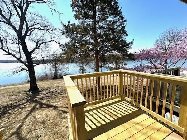 11863 State Highway 13 #312, Kimberling City, MO 65686
