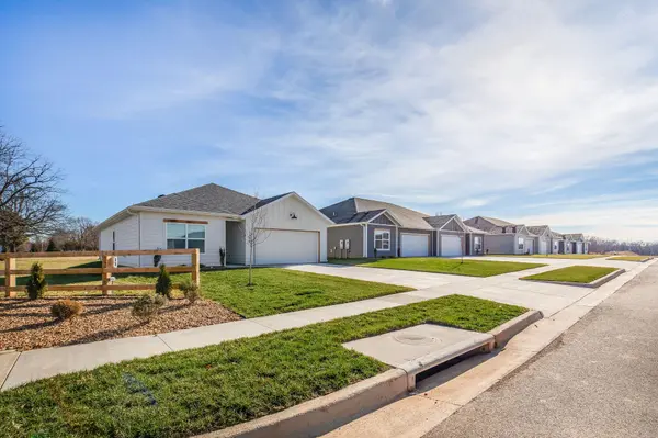 3866 S York AVE, Springfield, MO 65810
