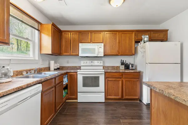 317 Hickory ST, Merriam Woods, MO 65740