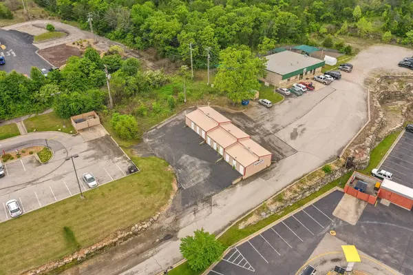 150 Jessica ST, Hollister, MO 65672