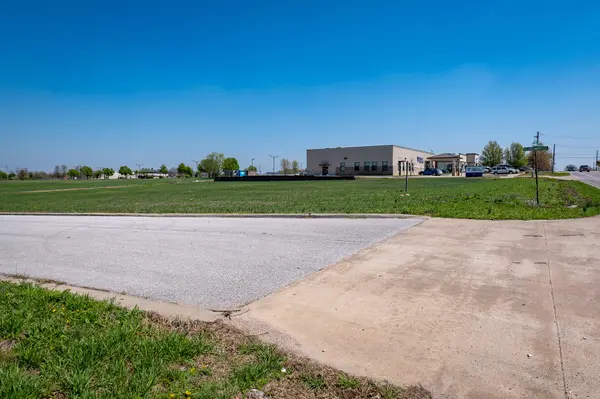 Address not disclosed, Bolivar, MO 65613