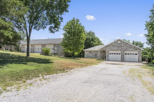 170 Sundance RD, Cape Fair, MO 65624