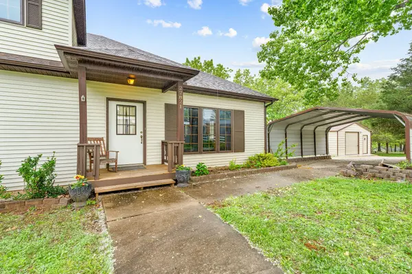 22821 Needles Eye RD, Shell Knob, MO 65747