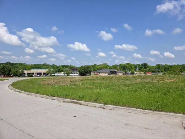 960 N Lindsey AVE #Lot 16, Republic, MO 65738
