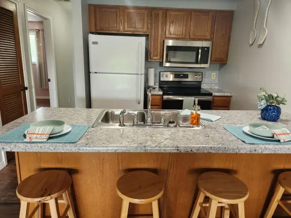 388 Notch LN #12, Branson West, MO 65737