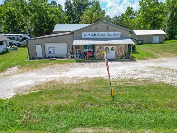 405 W Clouse ST, Mountain Grove, MO 65711