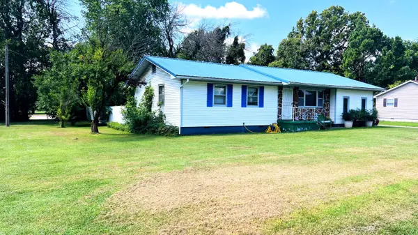 113 Circle DR, Monett, MO 65708