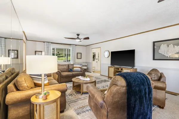 31657 St Hwy 86, Eagle Rock, MO 65641