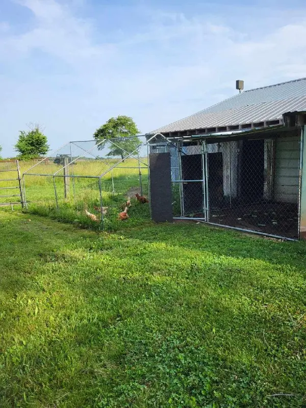 20576 Highway 60, Seymour, MO 65746