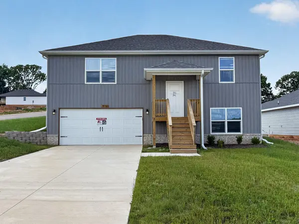 815 Shorthorn LN, Marshfield, MO 65706