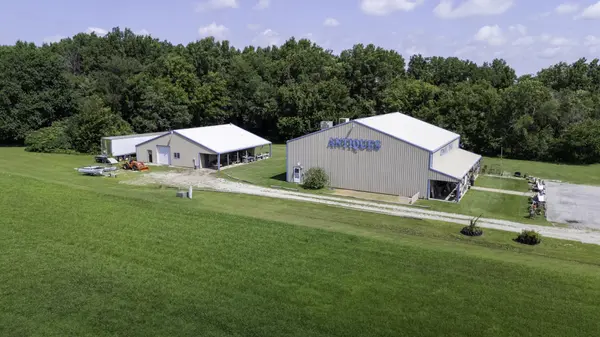 13 SW 1st LN, Lamar, MO 64759
