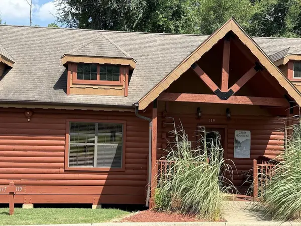 119 Grand Mountain AVE, Branson, MO 65616