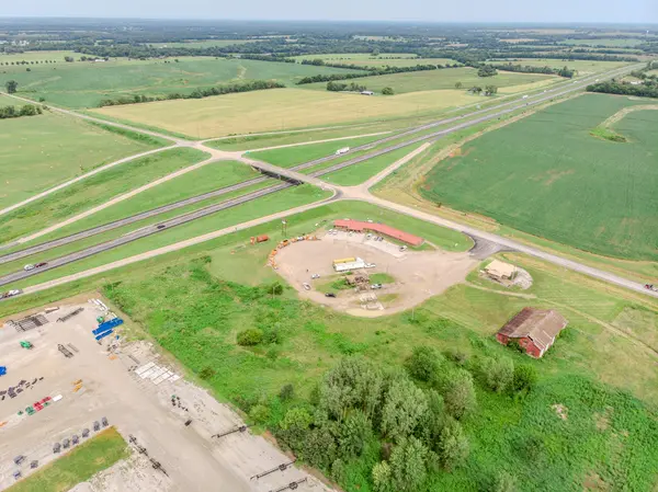 18400 Highway B, Sheldon, MO 64784