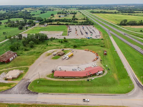 18400 Highway B, Sheldon, MO 64784