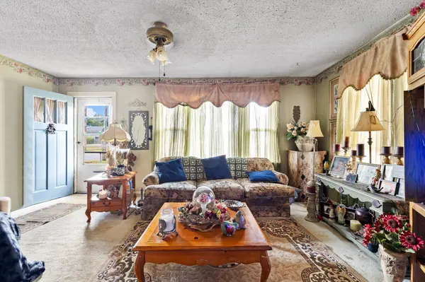 901 W Portland ST, Springfield, MO 65807