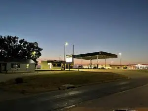 1803 N North Main Street ST, Mountain Grove, MO 65711