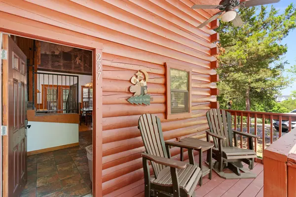 239 Oakridge RD #237/239, Branson, MO 65616