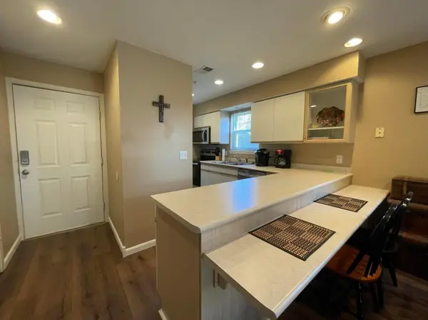 545 Valley View RD #101, Branson, MO 65616