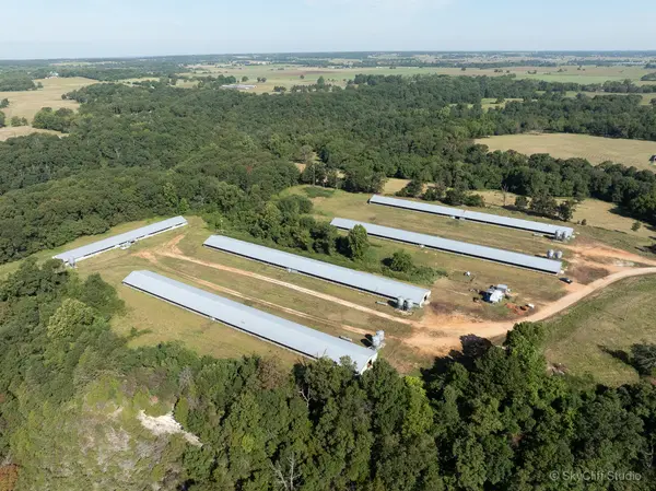 23992 Fr 1085, Seligman, MO 65745
