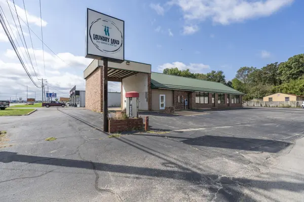 1711 Porter Wagoner BLVD, West Plains, MO 65775