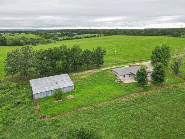 1300 Long Branch Road, Mack's Creek, MO 65786