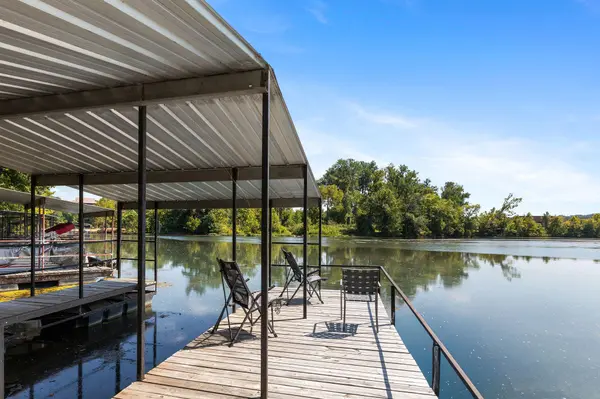 530 Parnell DR, Branson, MO 65616