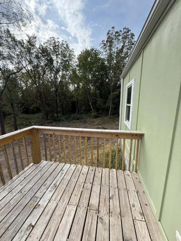 602 E Bertha ST, Humansville, MO 65674