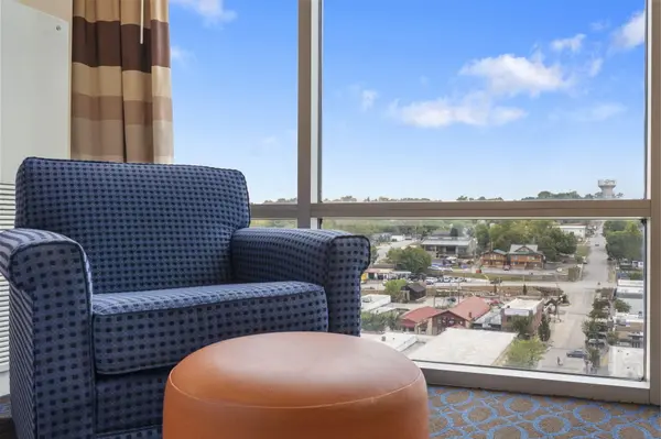 200 S Sycamore ST #1230, Branson, MO 65616