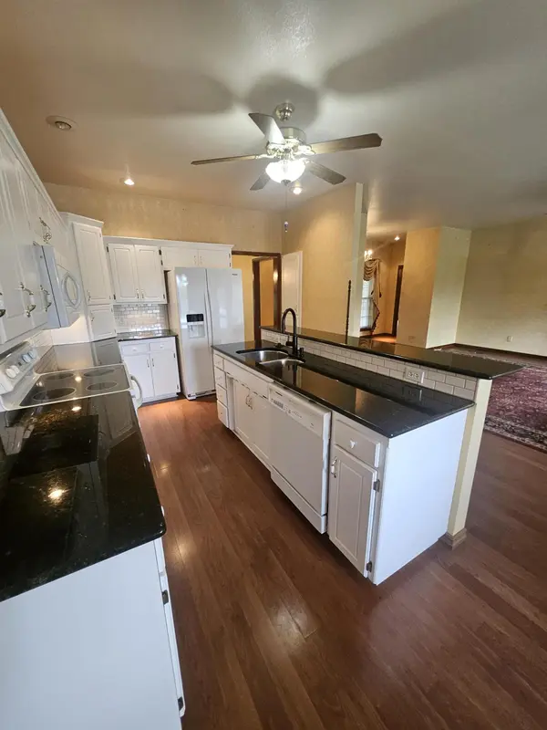 4353 Lawrence 2220, Pierce City, MO 65723