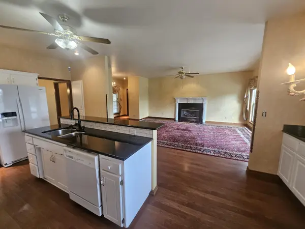 4353 Lawrence 2220, Pierce City, MO 65723