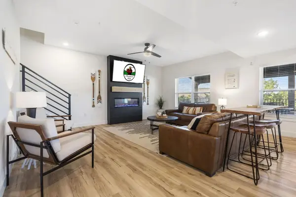 305 Rocky Shores Ridge #30, Hollister, MO 65672