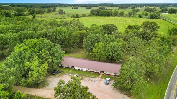 23195 Shannon LN, Summersville, MO 65571