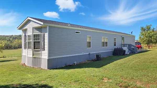 1283 County Road 7320, Caulfield, MO 65626