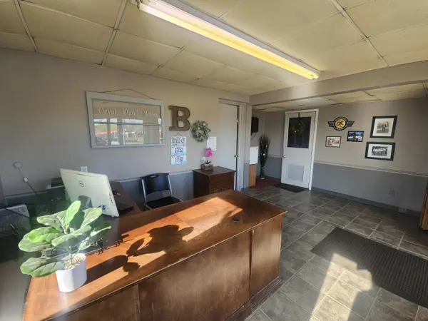 119 Us-54, El Dorado Springs, MO 64744