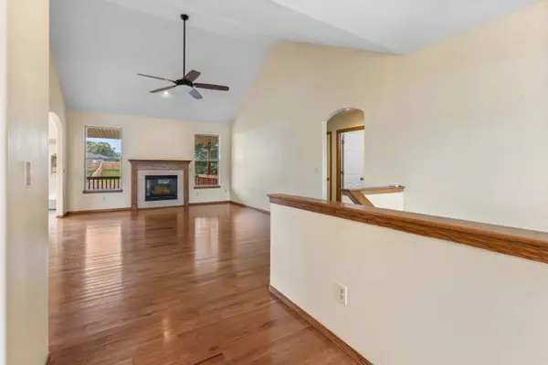 527 Piperpoint, Rogersville, MO 65742