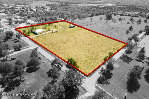 1490 State Highway Bb, Hollister, MO 65672