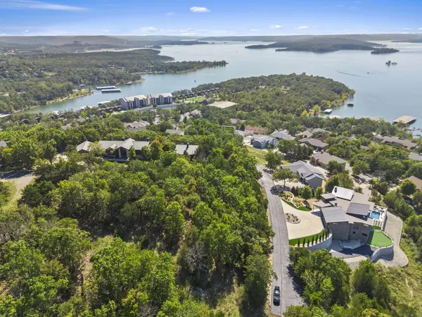 0 End Of Trail DR, Branson, MO 65616
