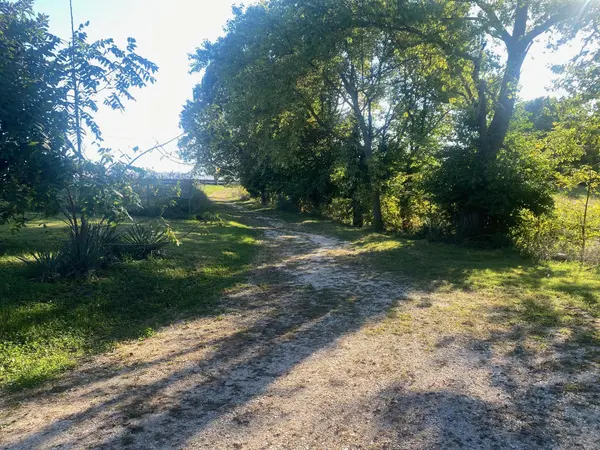 27418 Farm Road 1090, Seligman, MO 65745