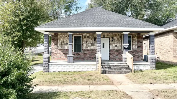 912 3rd ST, Monett, MO 65708