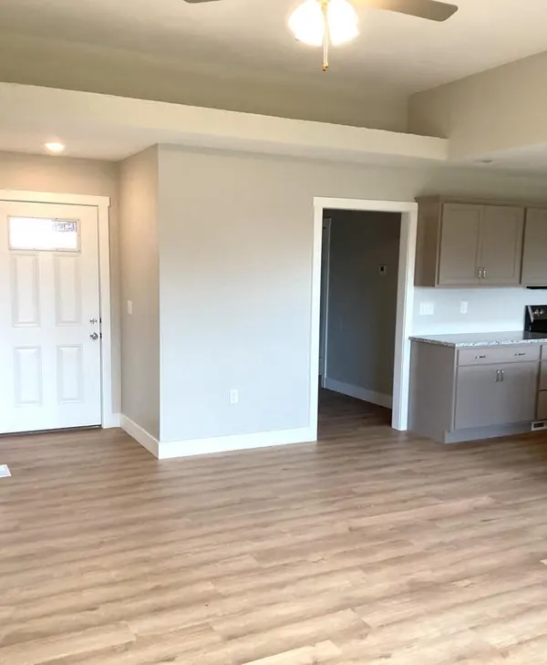 3800 W Riley ST, Bolivar, MO 65613