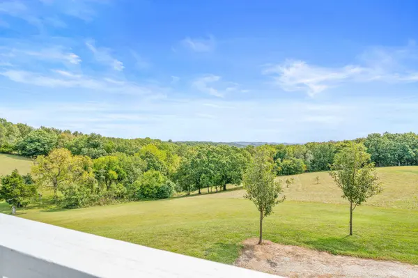 135 Kelly Crossing LN, Walnut Shade, MO 65771