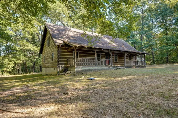 225 Turkey Creek RD, Garrison, MO 65657