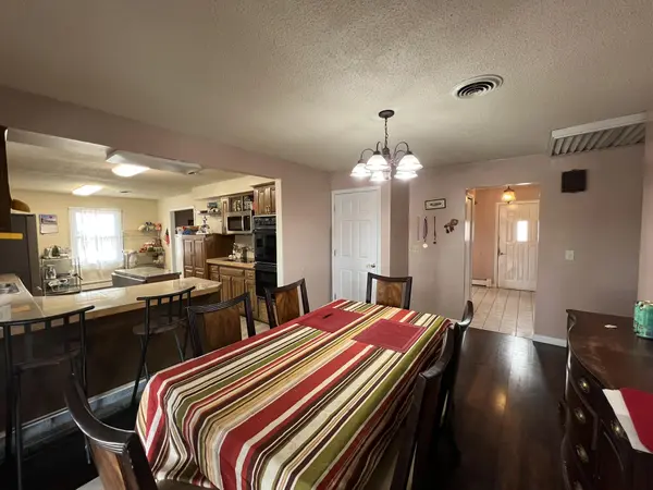 4117 County Road 2600, Willow Springs, MO 65793
