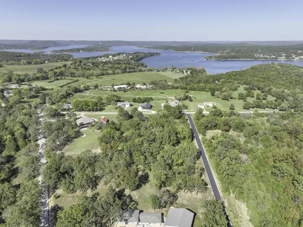 000 Navajo Hills RD, Shell Knob, MO 65747