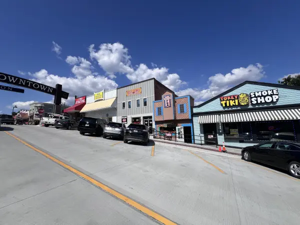 107 E Main ST, Branson, MO 65616