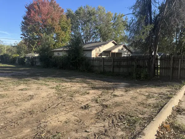 420 N Williams AVE, Bolivar, MO 65613