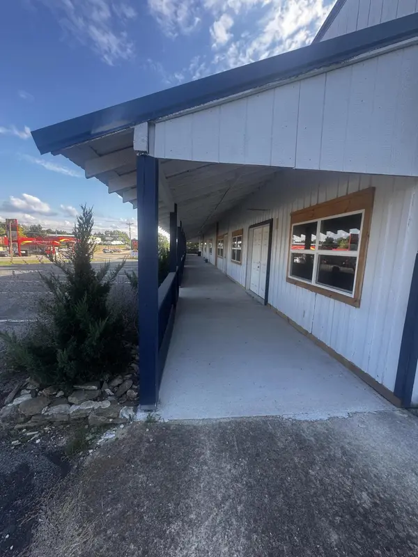 9310 E State Highway 76, Branson West, MO 65737
